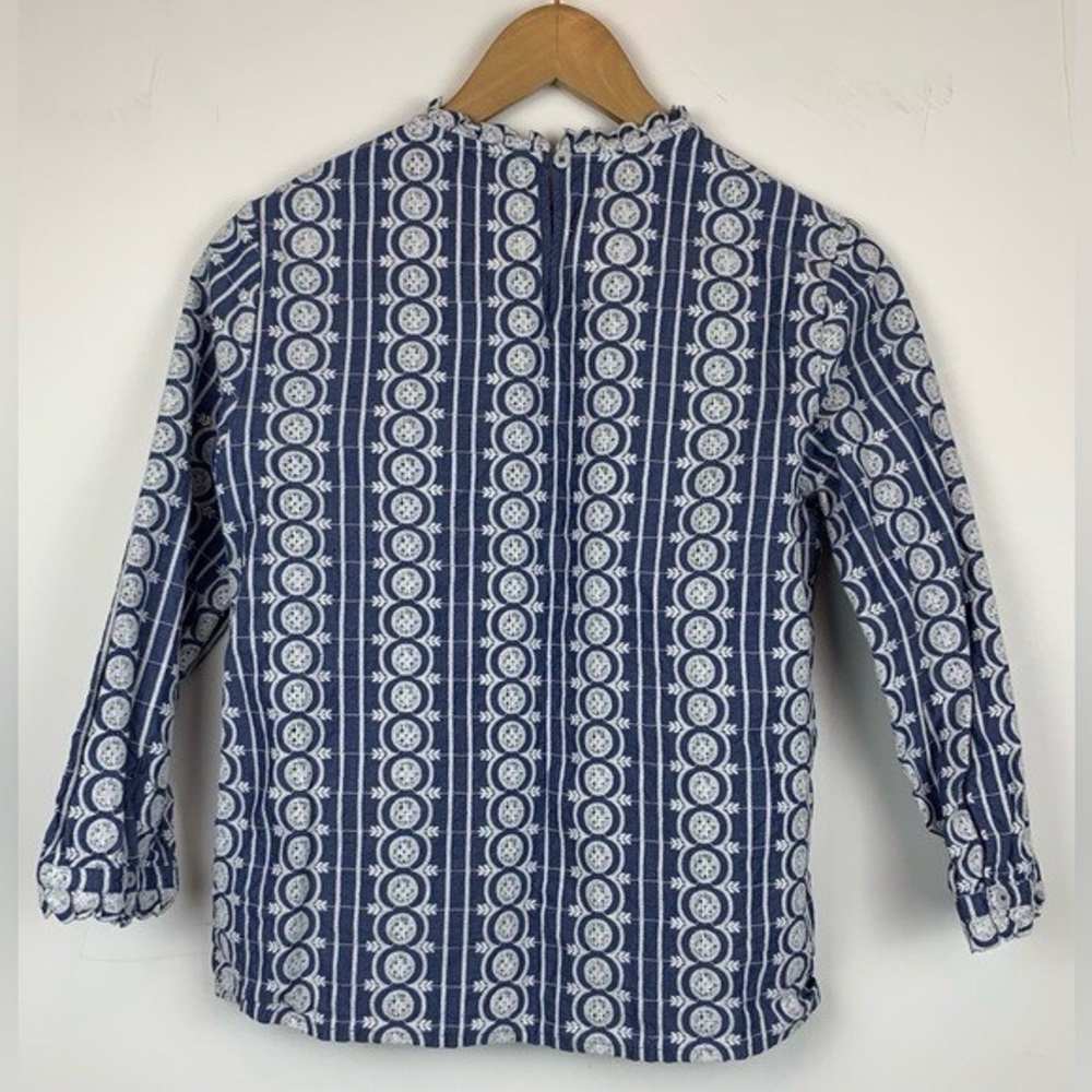 Boden Embroidered Eyelet Bib Blouse Ruffle Detail 3/4 Sleeve Blue & White Size 4 - Picture 3 of 10